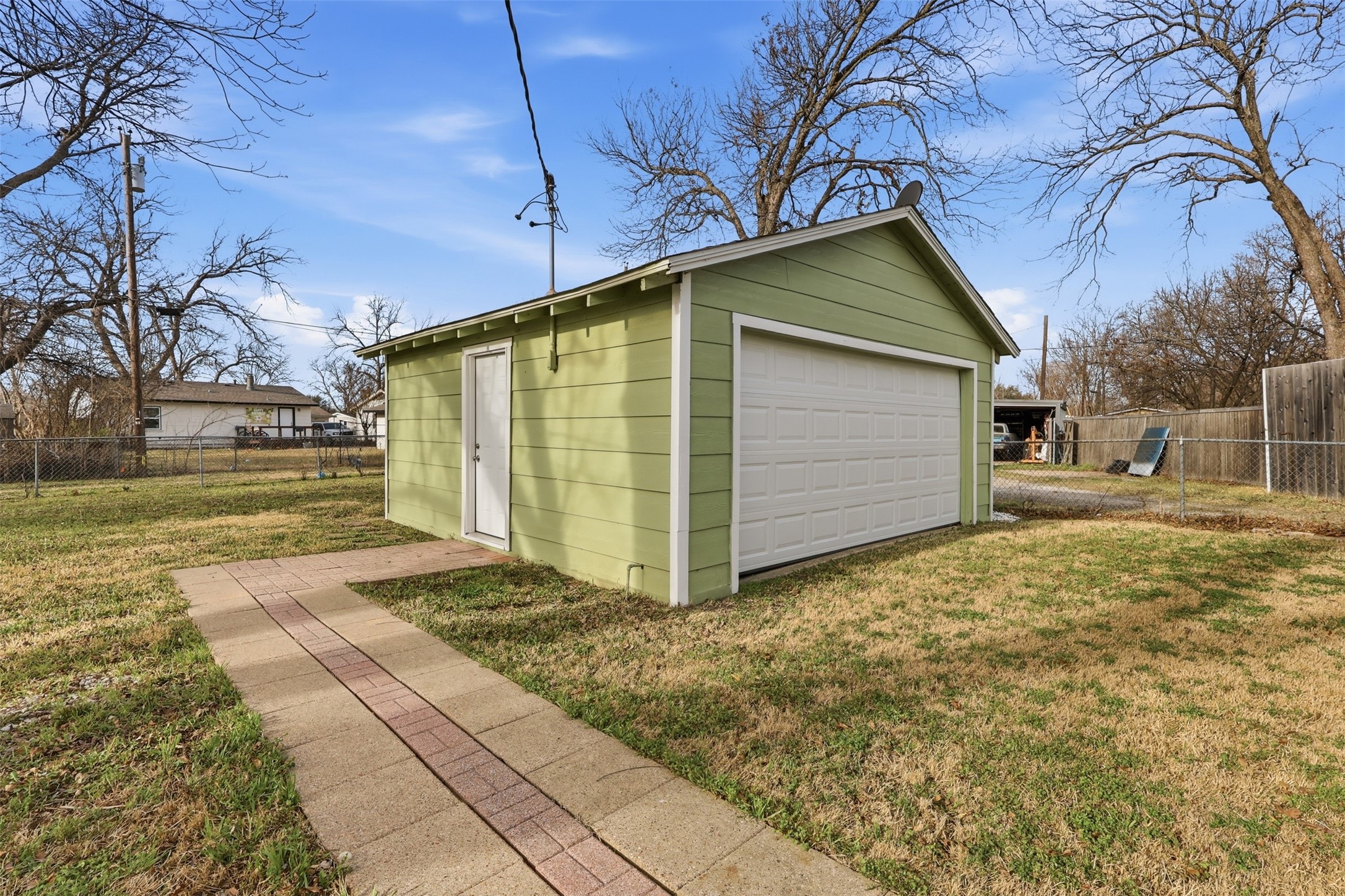 1320 Dale Drive Garland TX 75041