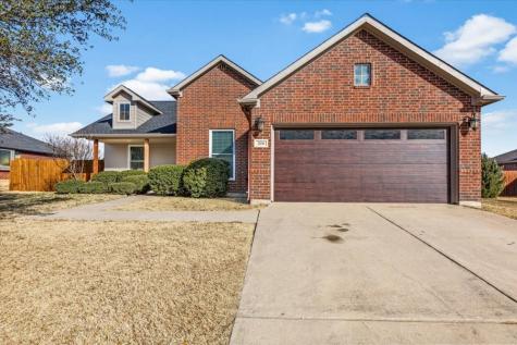 210 Southpeak Lane Ponder TX 76259