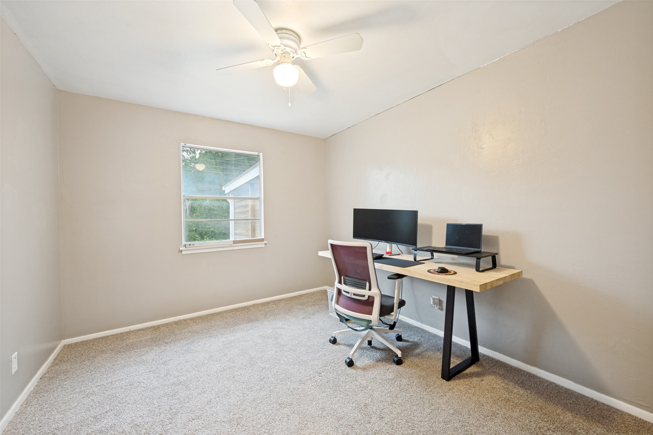 520 W Inwood Drive Arlington TX 76010