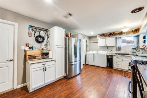 520 W Inwood Drive Arlington TX 76010