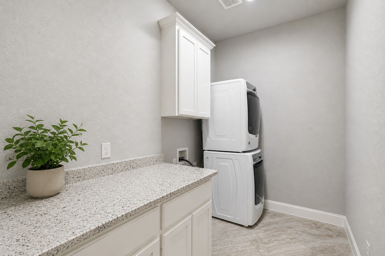 104 Ryder Court Hurst TX 76053