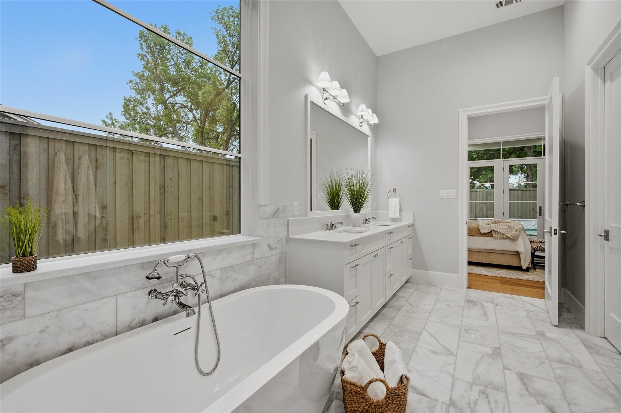 6254 Preston Crest Lane Dallas TX 75230