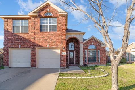 312 Larkspur Court Grand Prairie TX 75052