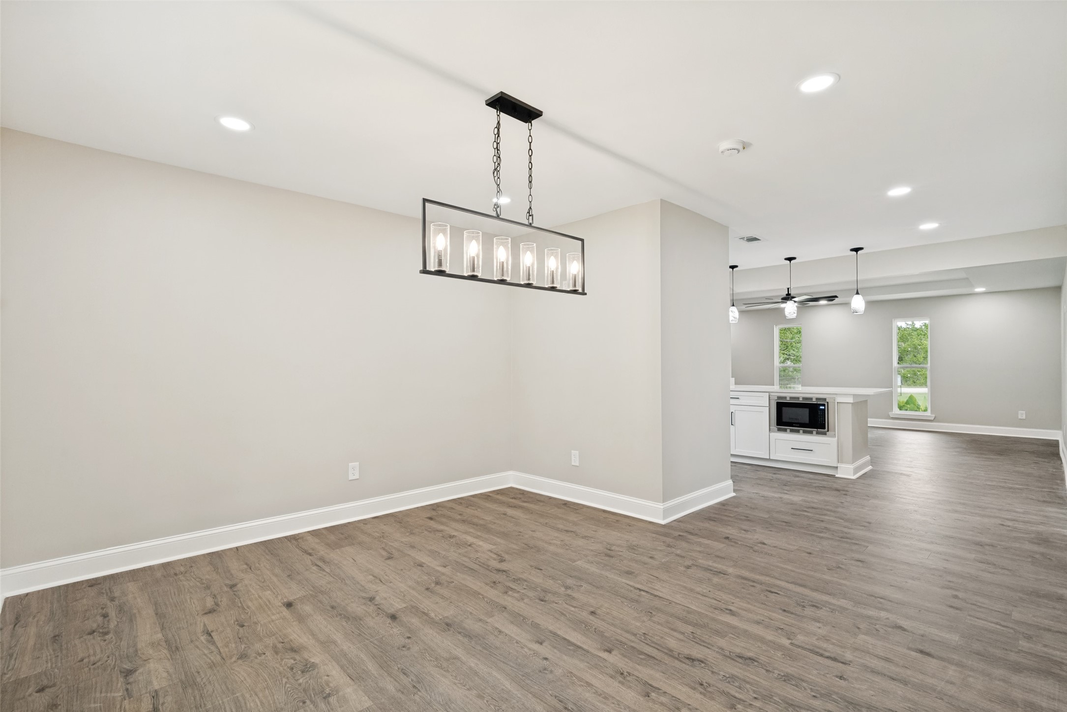 512 Grandview Drive Granbury TX 76049