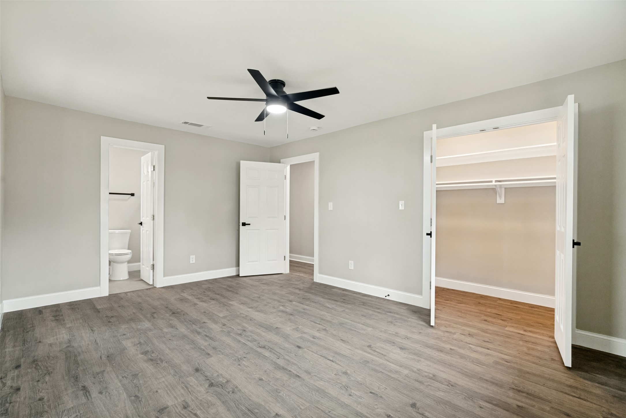 512 Grandview Drive Granbury TX 76049