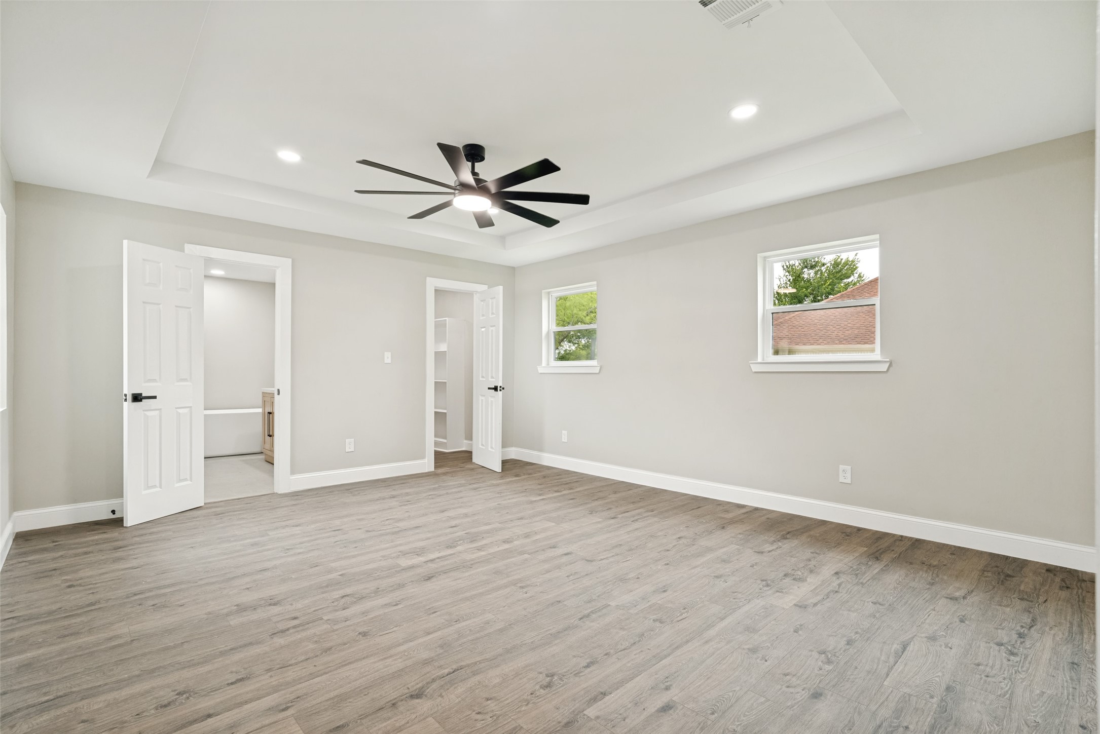 512 Grandview Drive Granbury TX 76049
