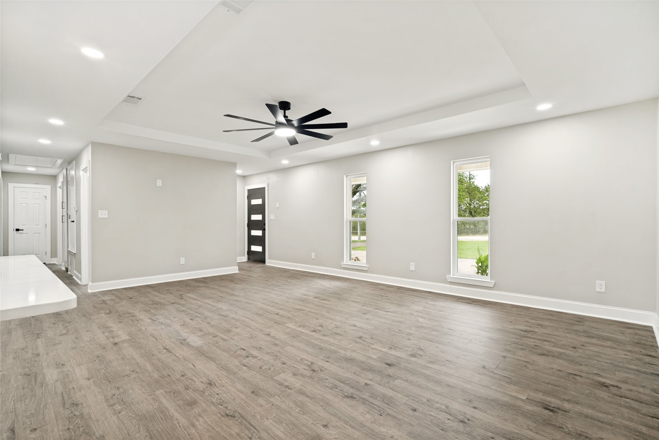 512 Grandview Drive Granbury TX 76049