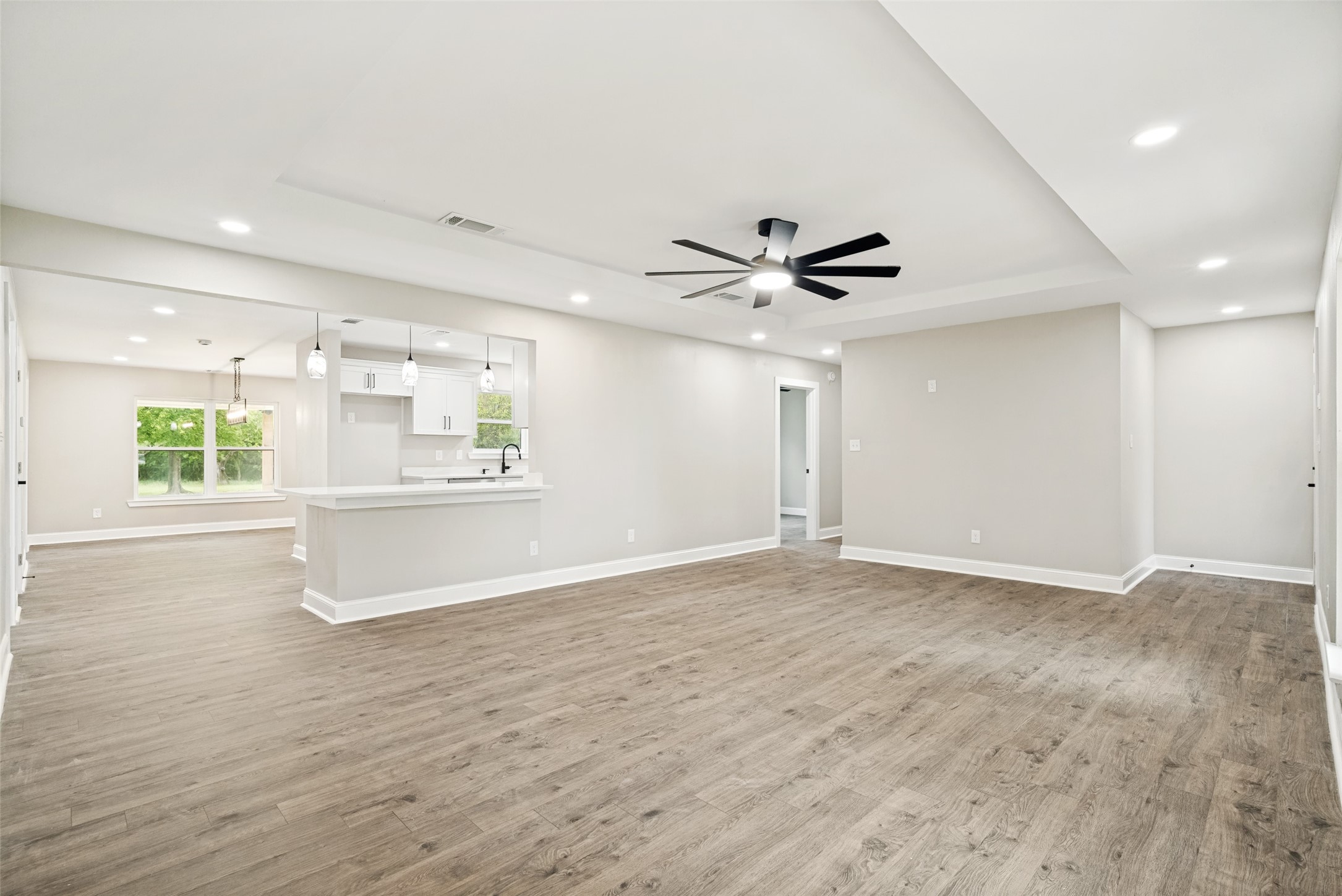512 Grandview Drive Granbury TX 76049