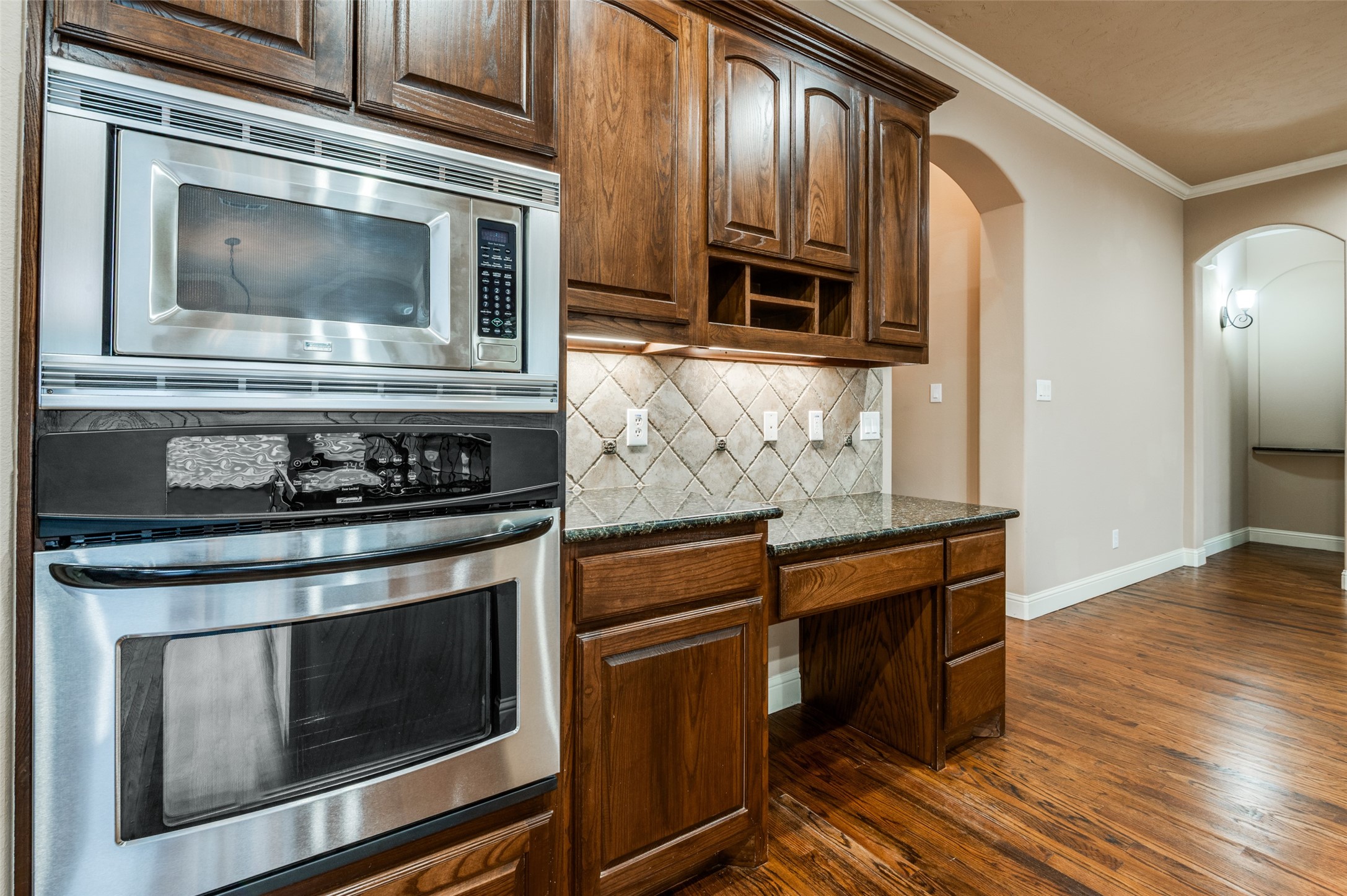 1854 Masters Drive Desoto TX 75115