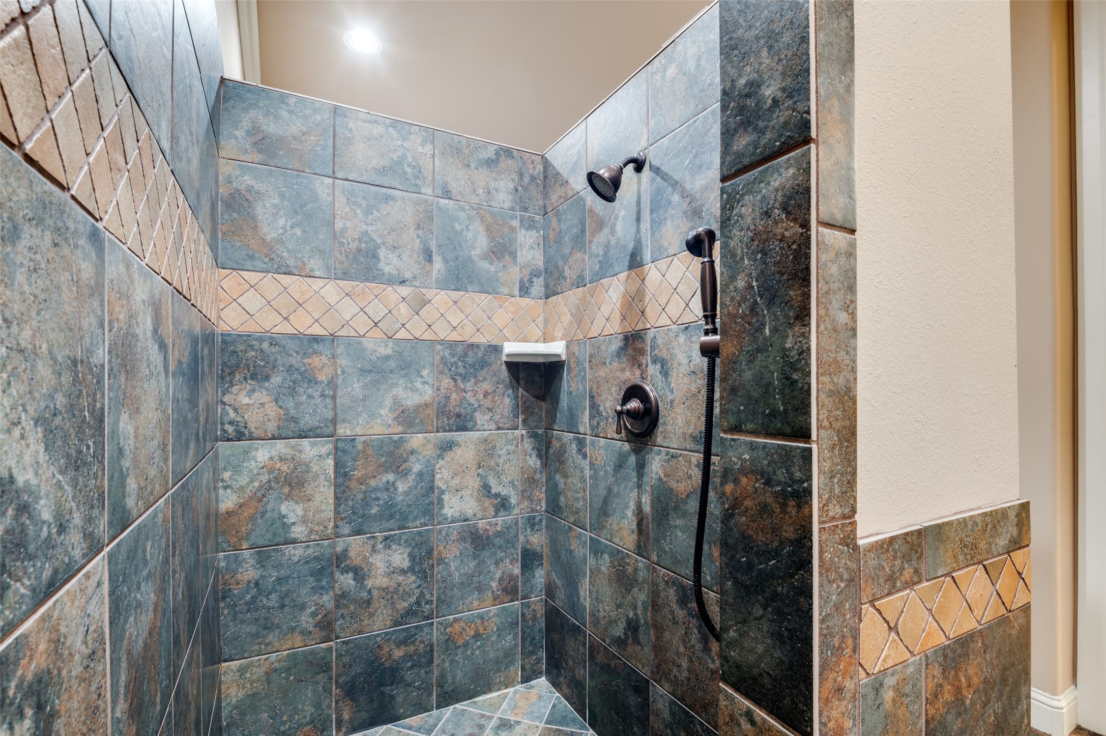 1854 Masters Drive Desoto TX 75115
