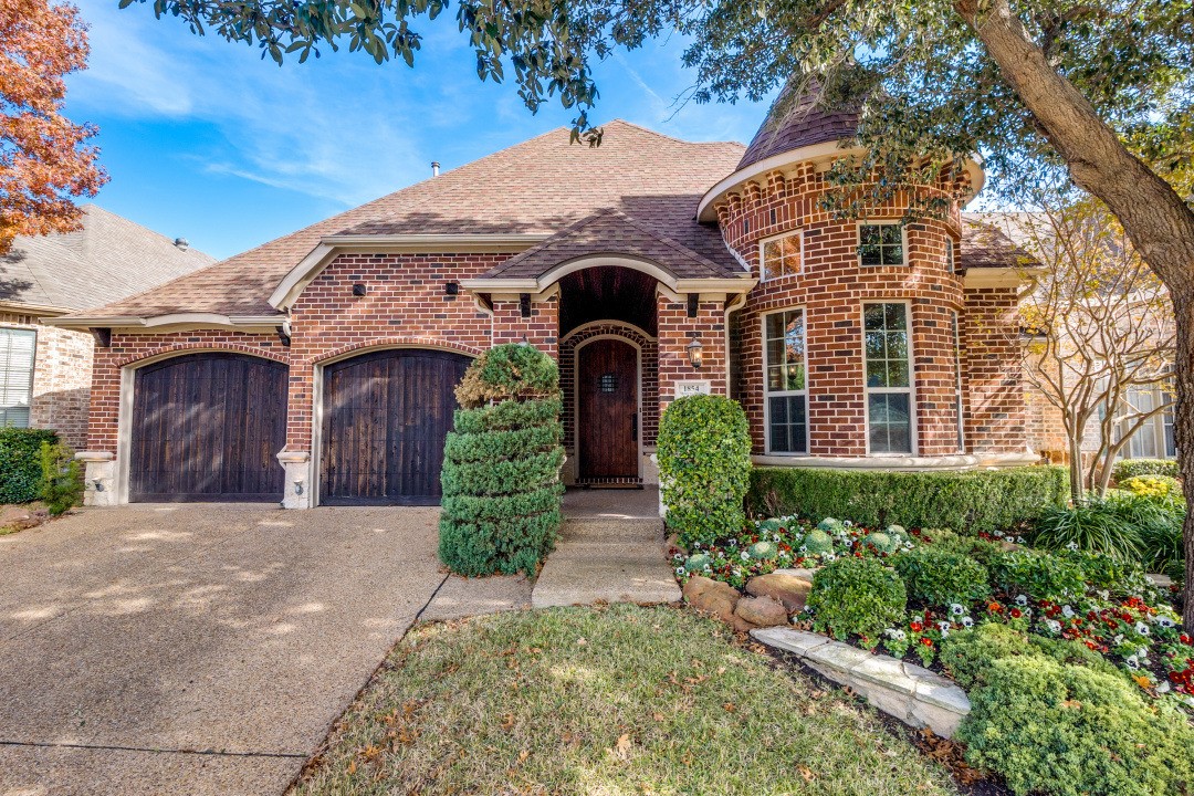 1854 Masters Drive Desoto TX 75115
