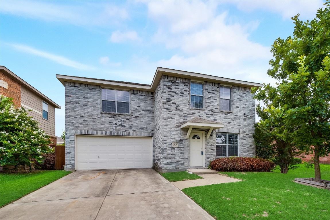 2029 Club Oak Drive Heartland TX 75126