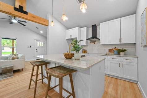 827 Clearfork Street Lockhart TX 78644