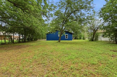 827 Clearfork Street Lockhart TX 78644
