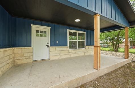 827 Clearfork Street Lockhart TX 78644