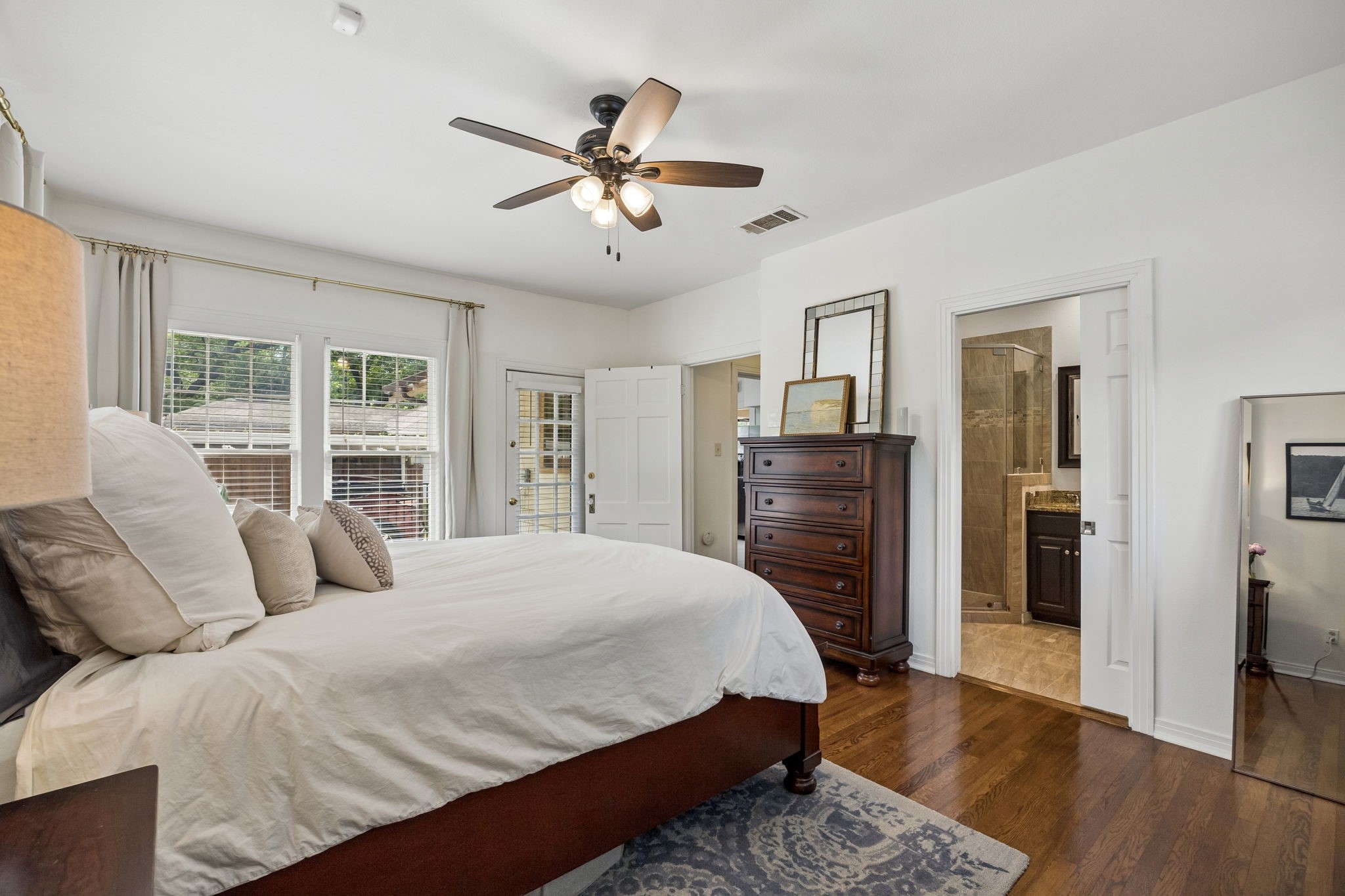 6106 Worth Street Dallas TX 75214