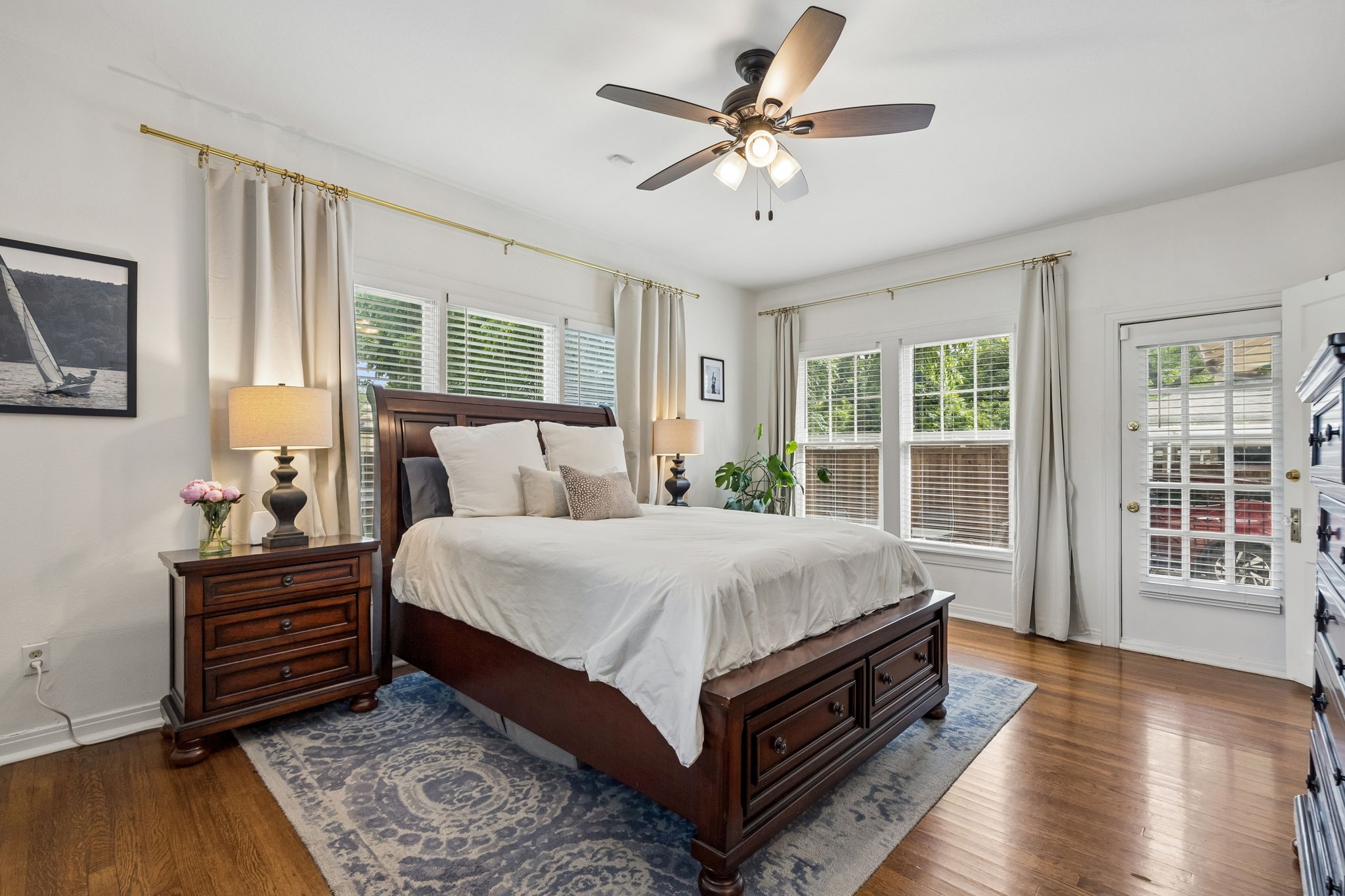 6106 Worth Street Dallas TX 75214