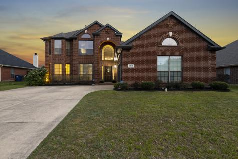 1114 Wynnewood Drive Glenn Heights TX 75154
