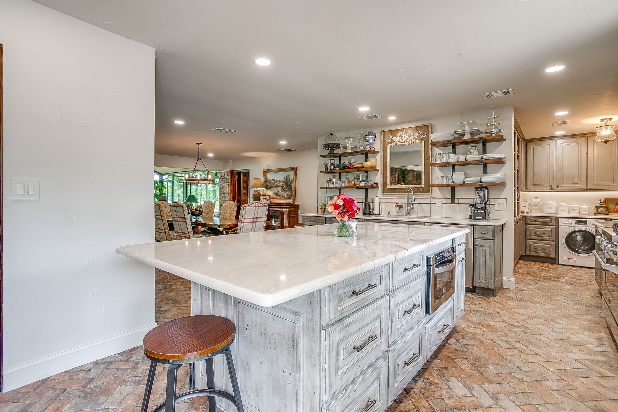 3929 Diamond Loch W North Richland Hills TX 76180