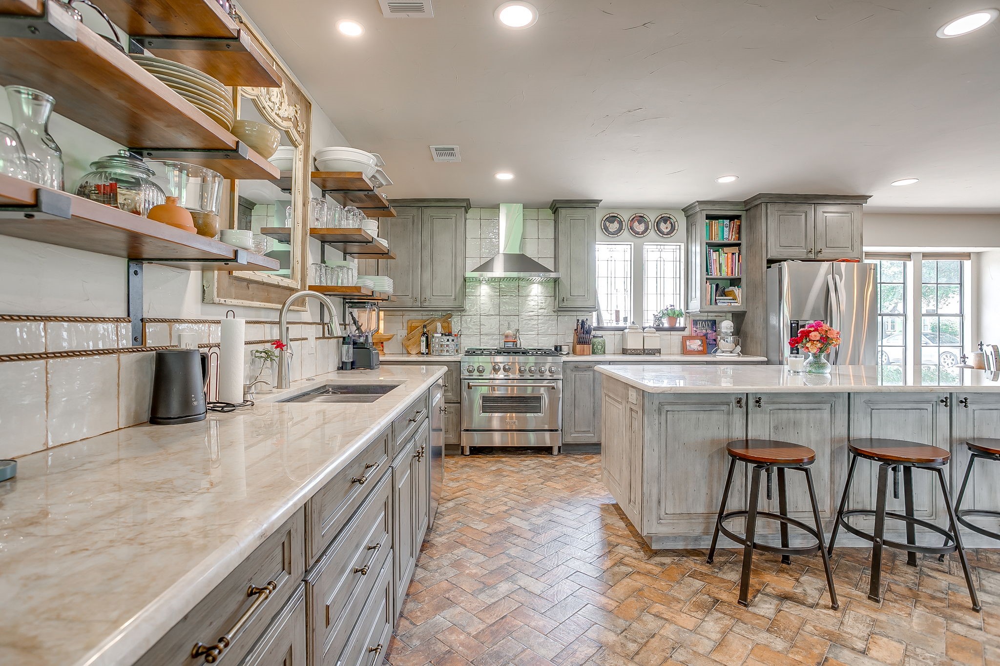 3929 Diamond Loch W North Richland Hills TX 76180