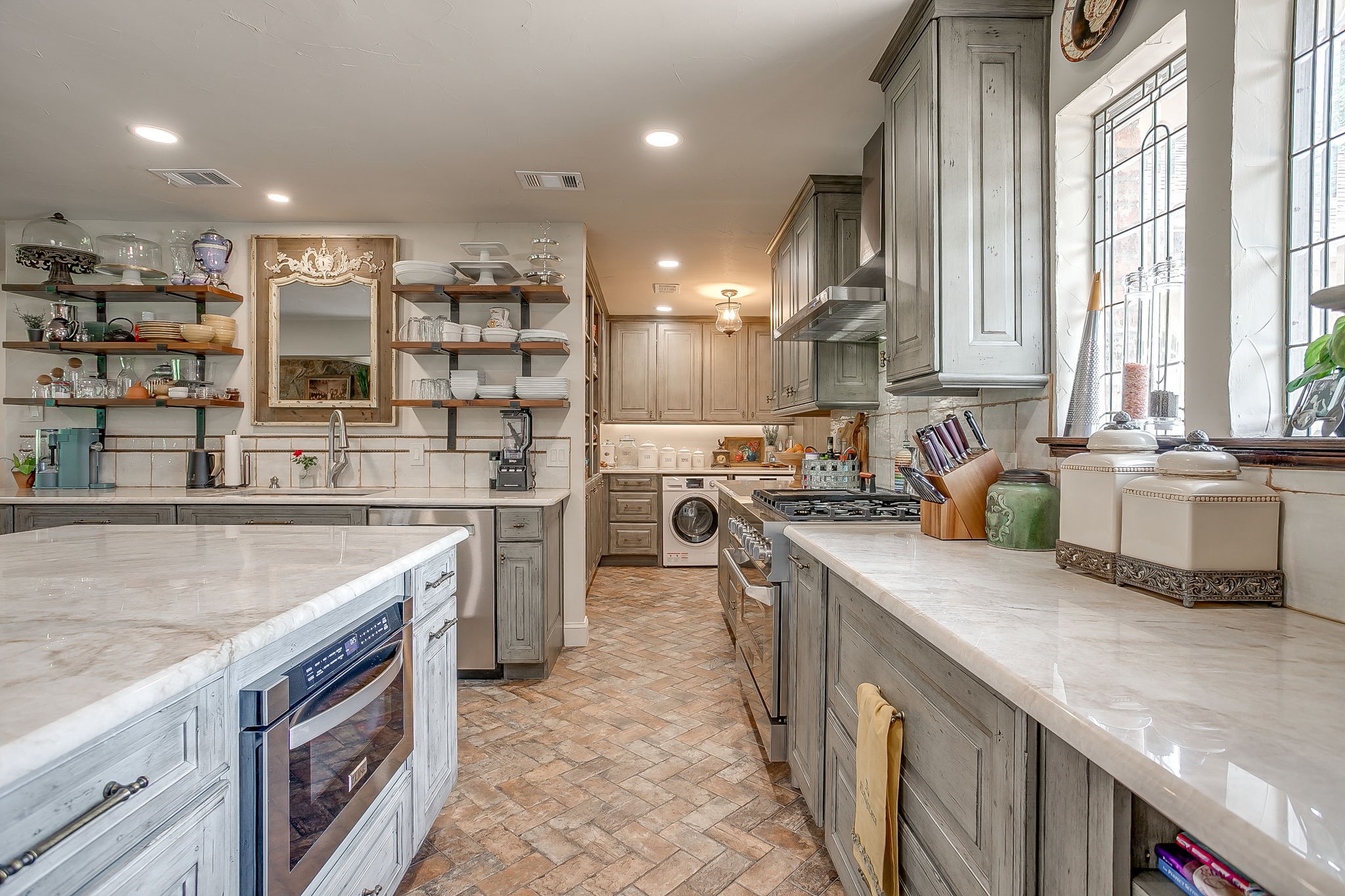 3929 Diamond Loch W North Richland Hills TX 76180