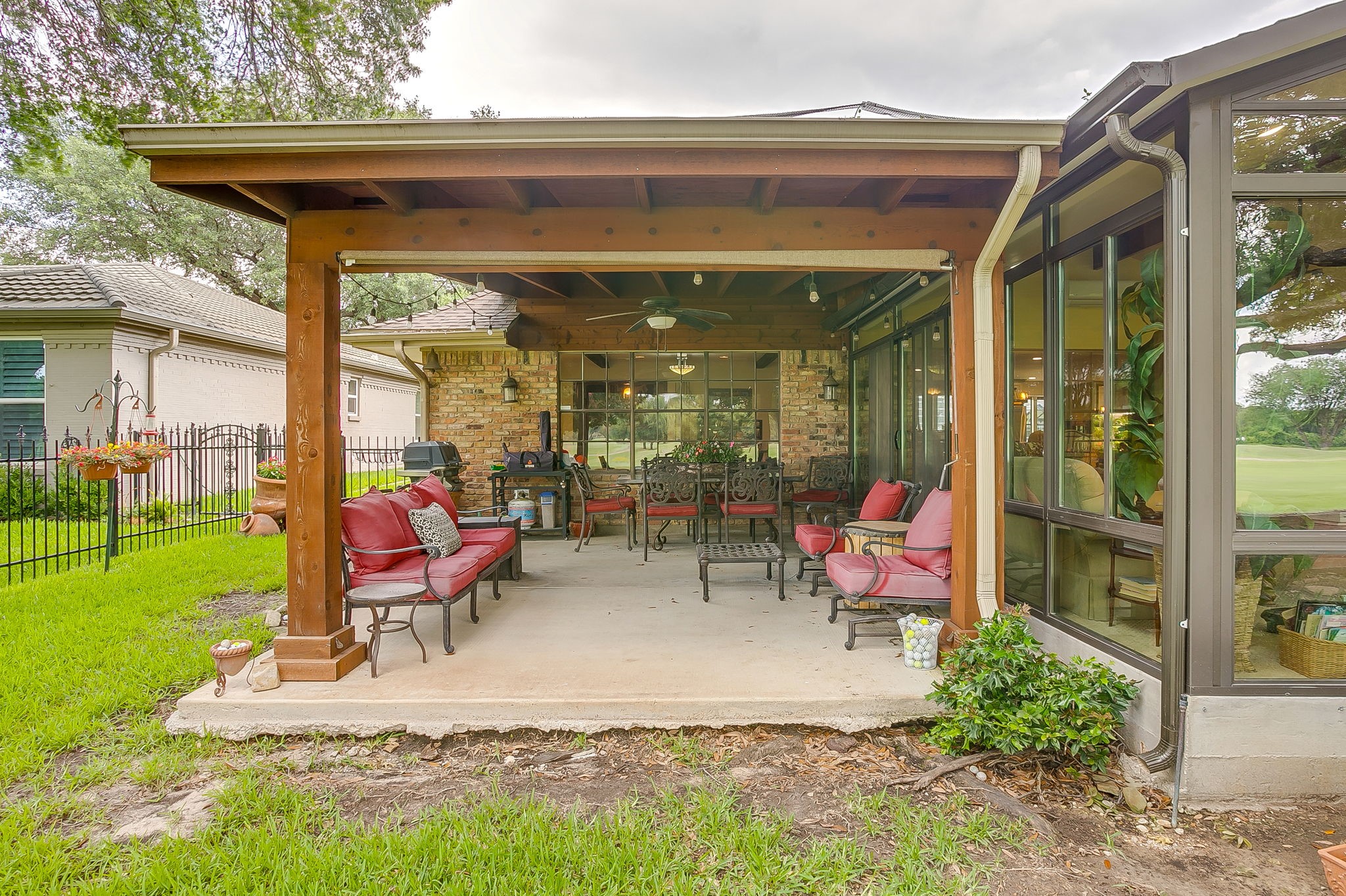 3929 Diamond Loch W North Richland Hills TX 76180