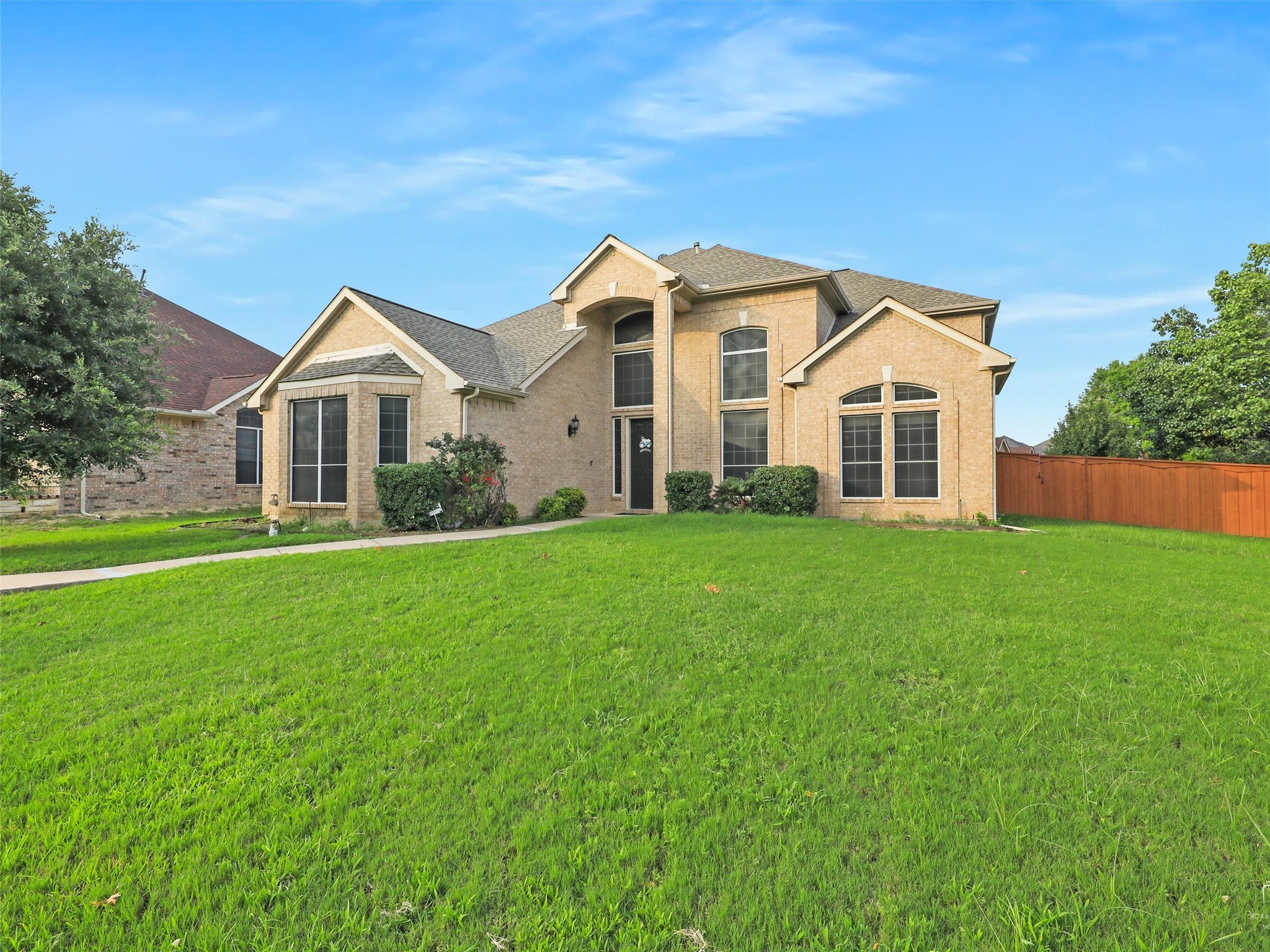 1860 Stewart Drive Carrollton TX 75010