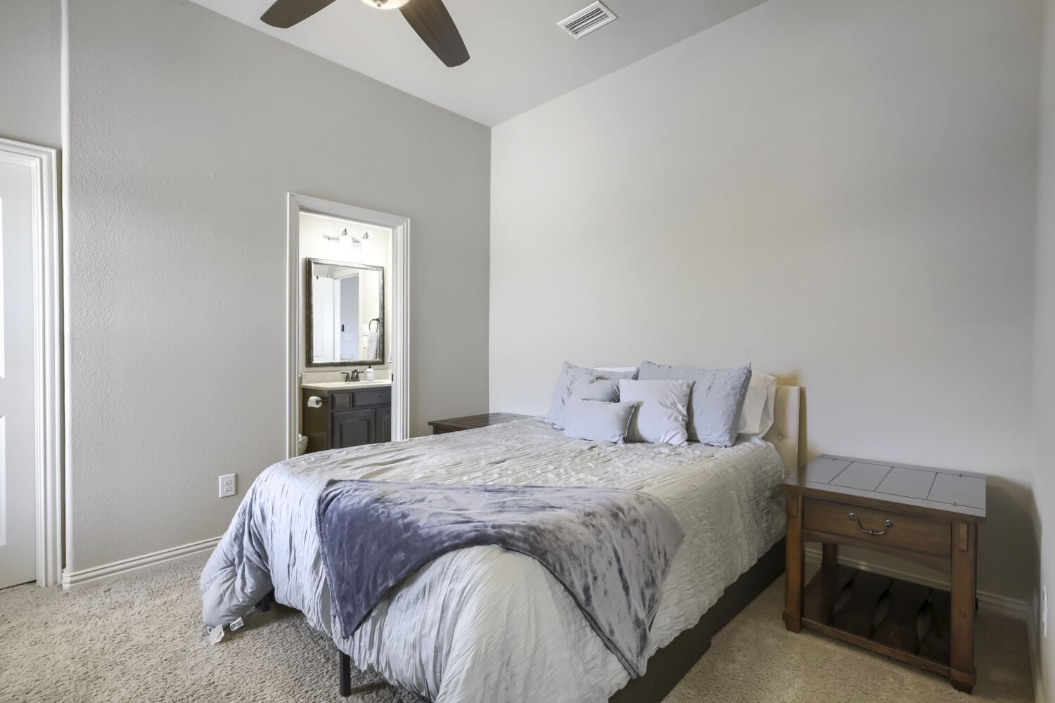 2025 Lewis Crossing Court Keller TX 76248