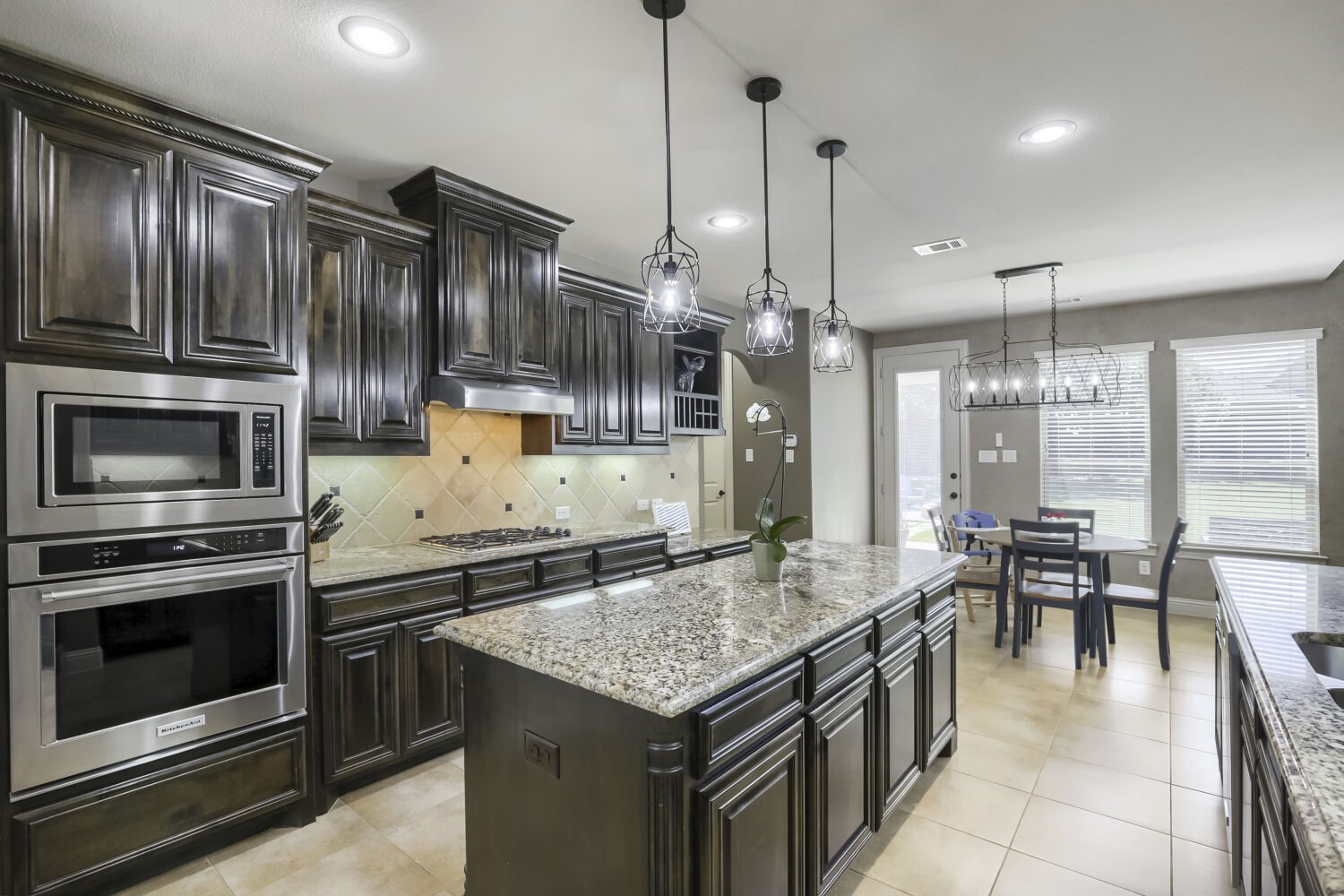2025 Lewis Crossing Court Keller TX 76248