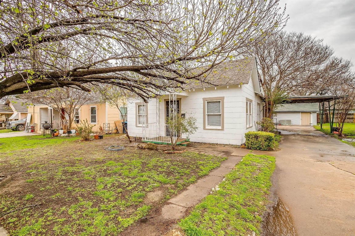 3631 College Avenue Fort Worth TX 76110