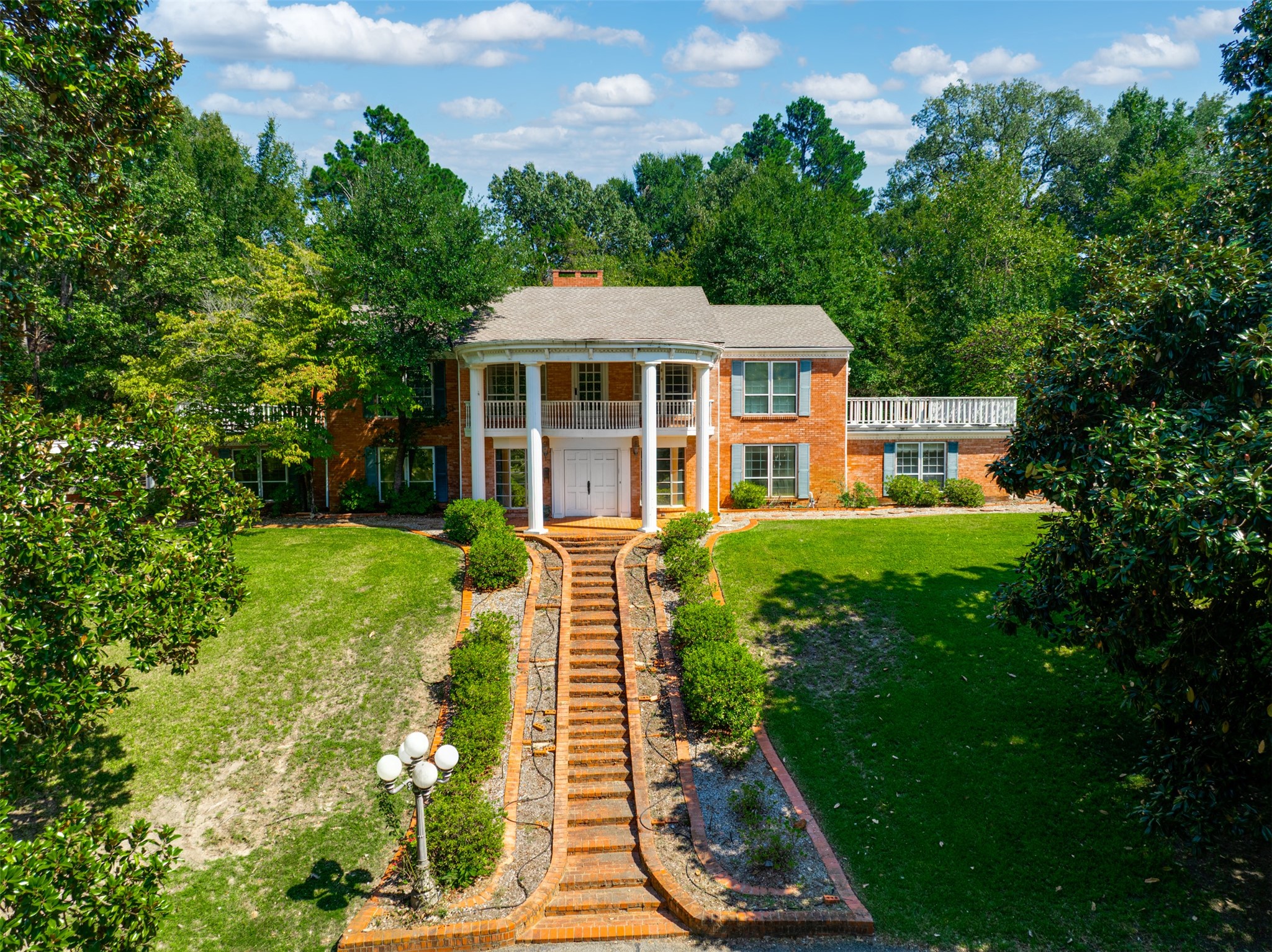 2900 S Robertson Avenue Tyler TX 75701