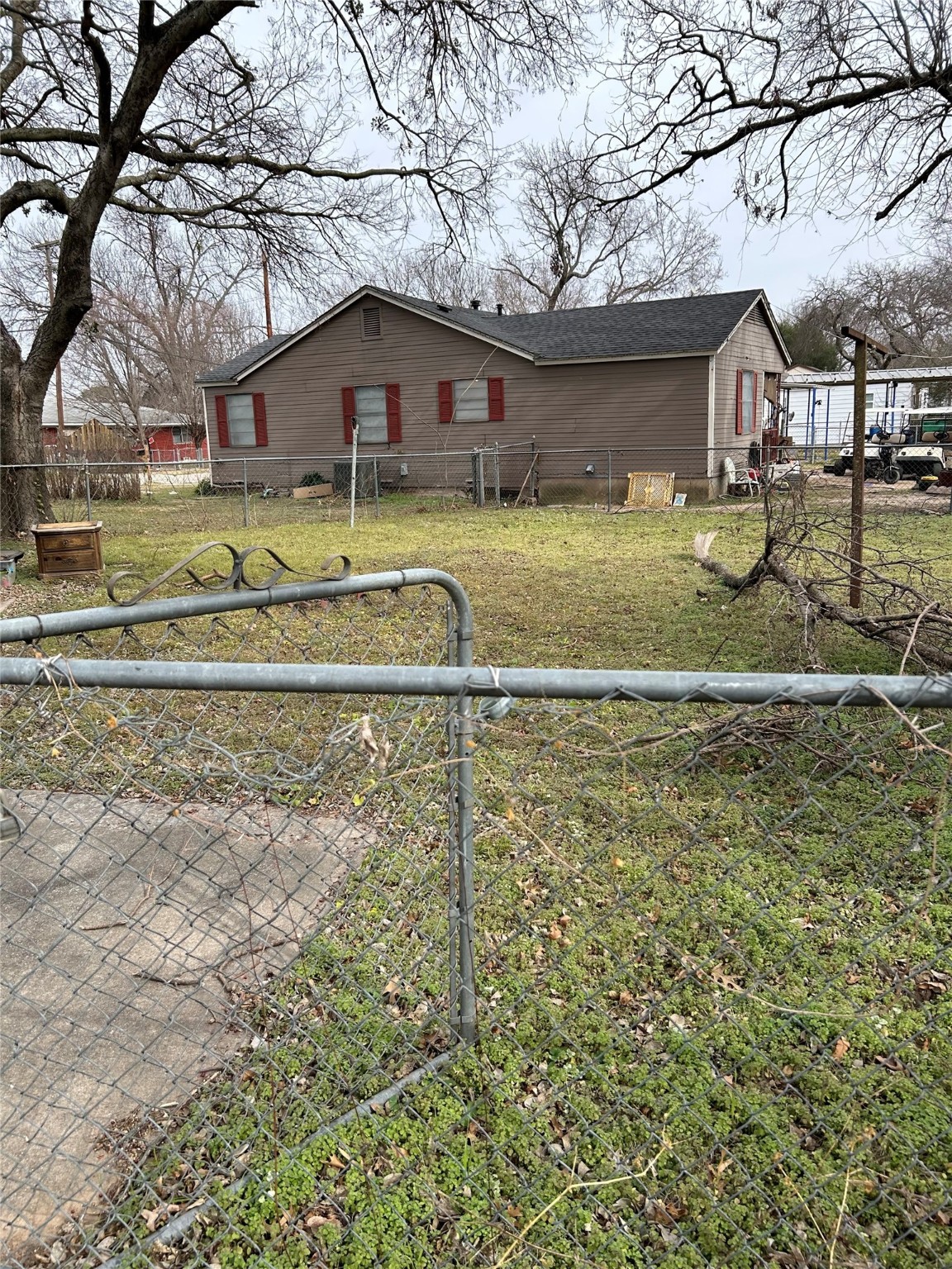 912 Ritchey Street Gainesville TX 76240