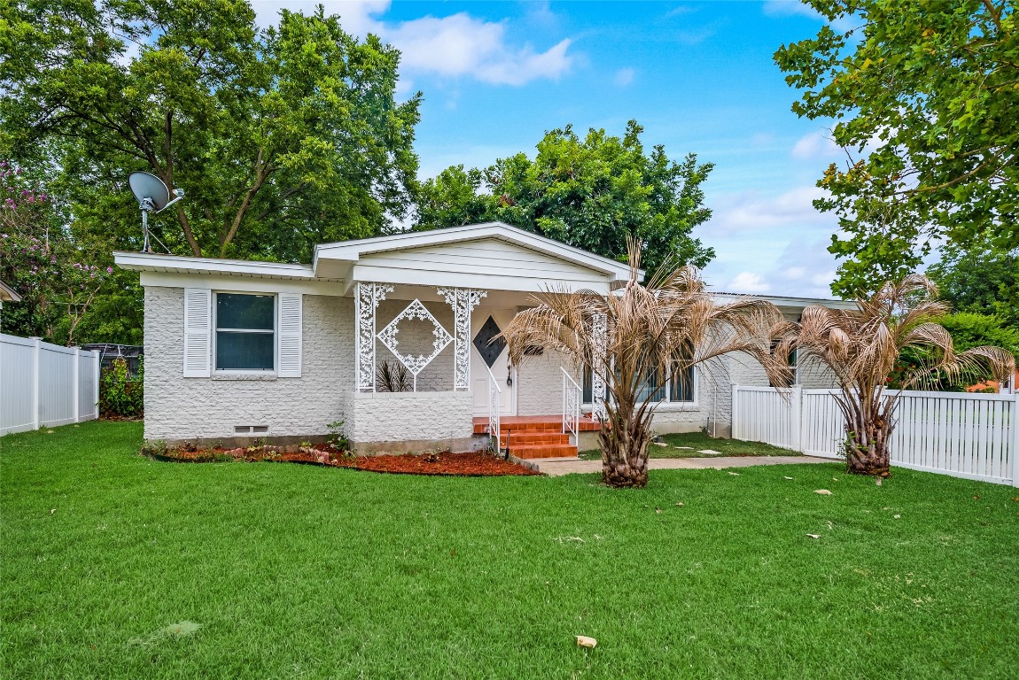 10904 Dunaway Drive Dallas TX 75228