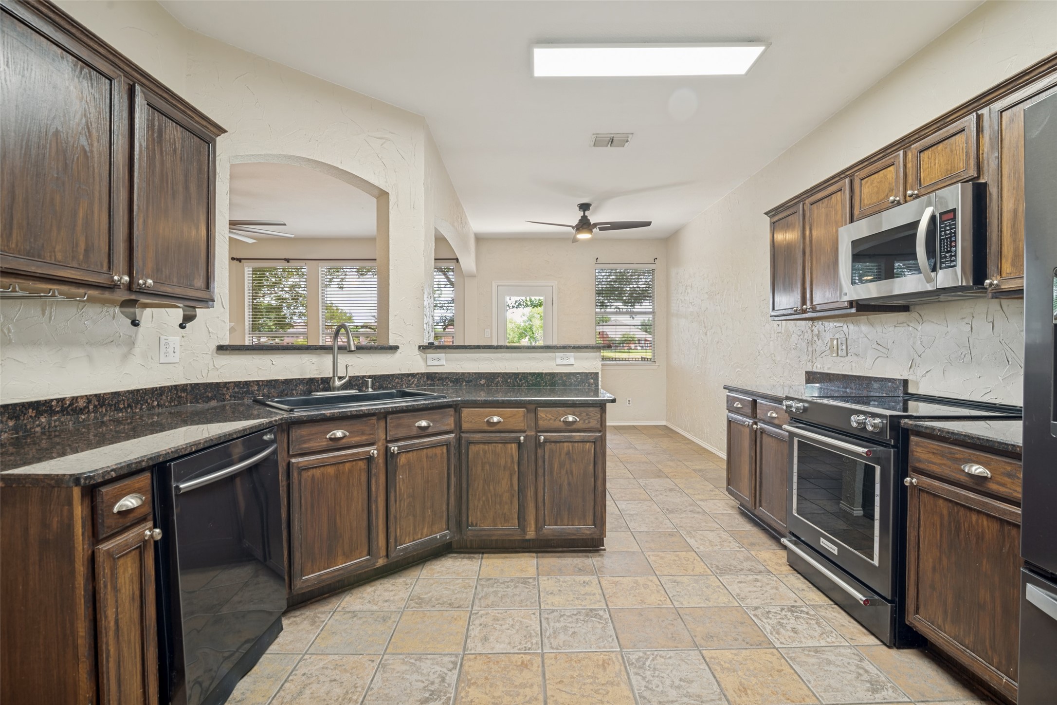 10610 Woodlands Trail Rowlett TX 75089