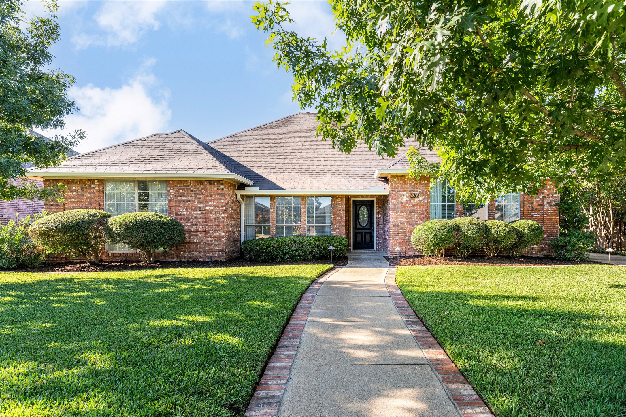 6802 Mount Vernon Court Arlington TX 76017