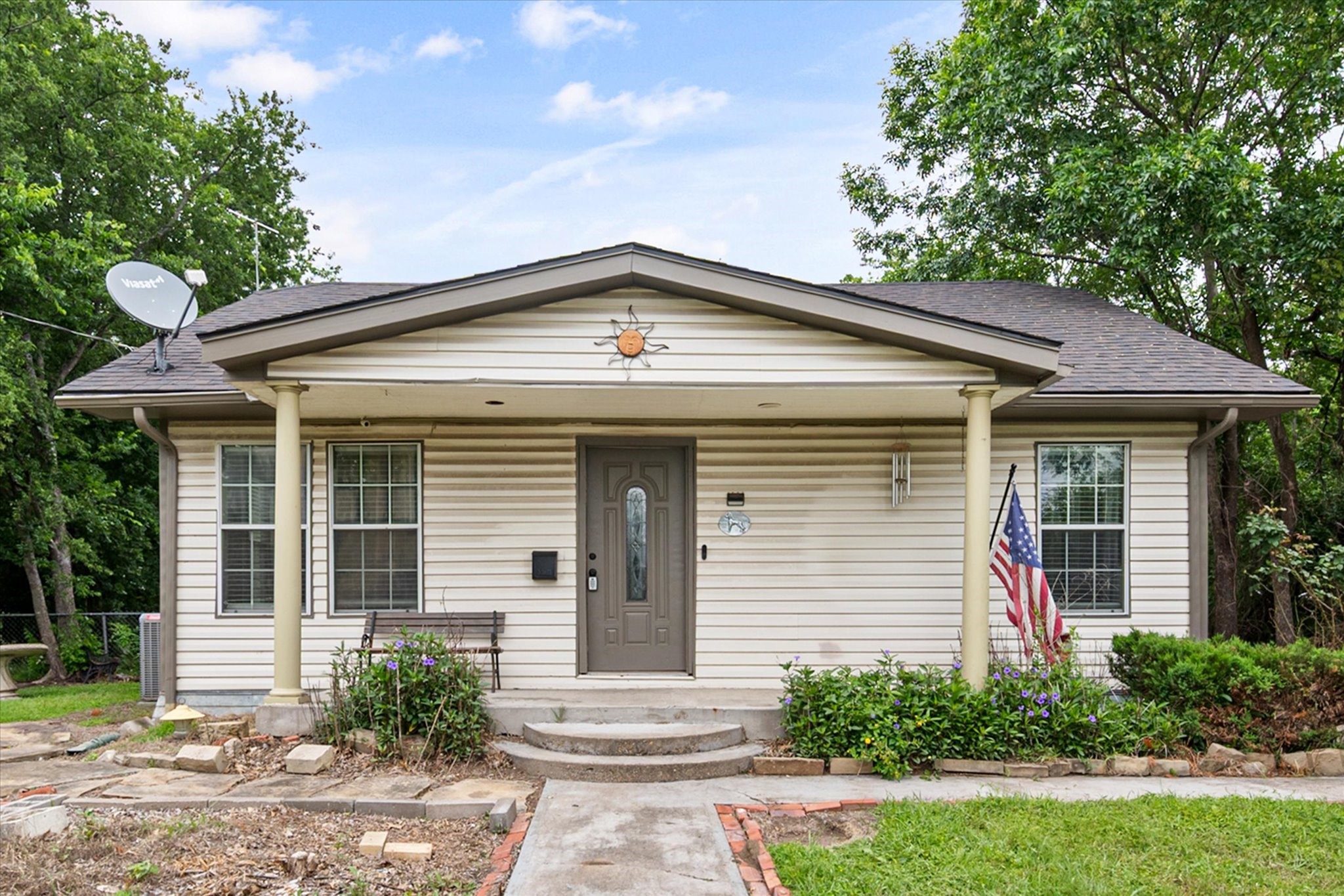2001 N Beaton Street Corsicana TX 75110