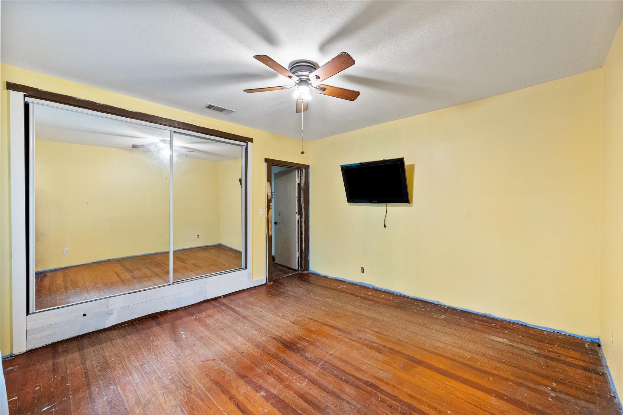 2001 N Beaton Street Corsicana TX 75110