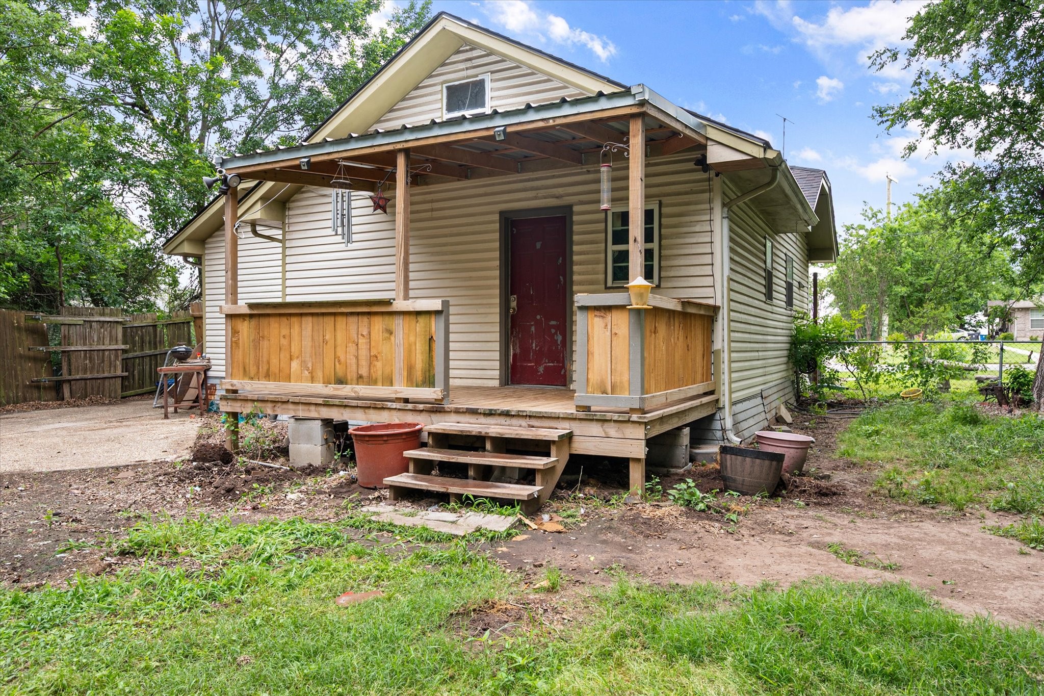 2001 N Beaton Street Corsicana TX 75110