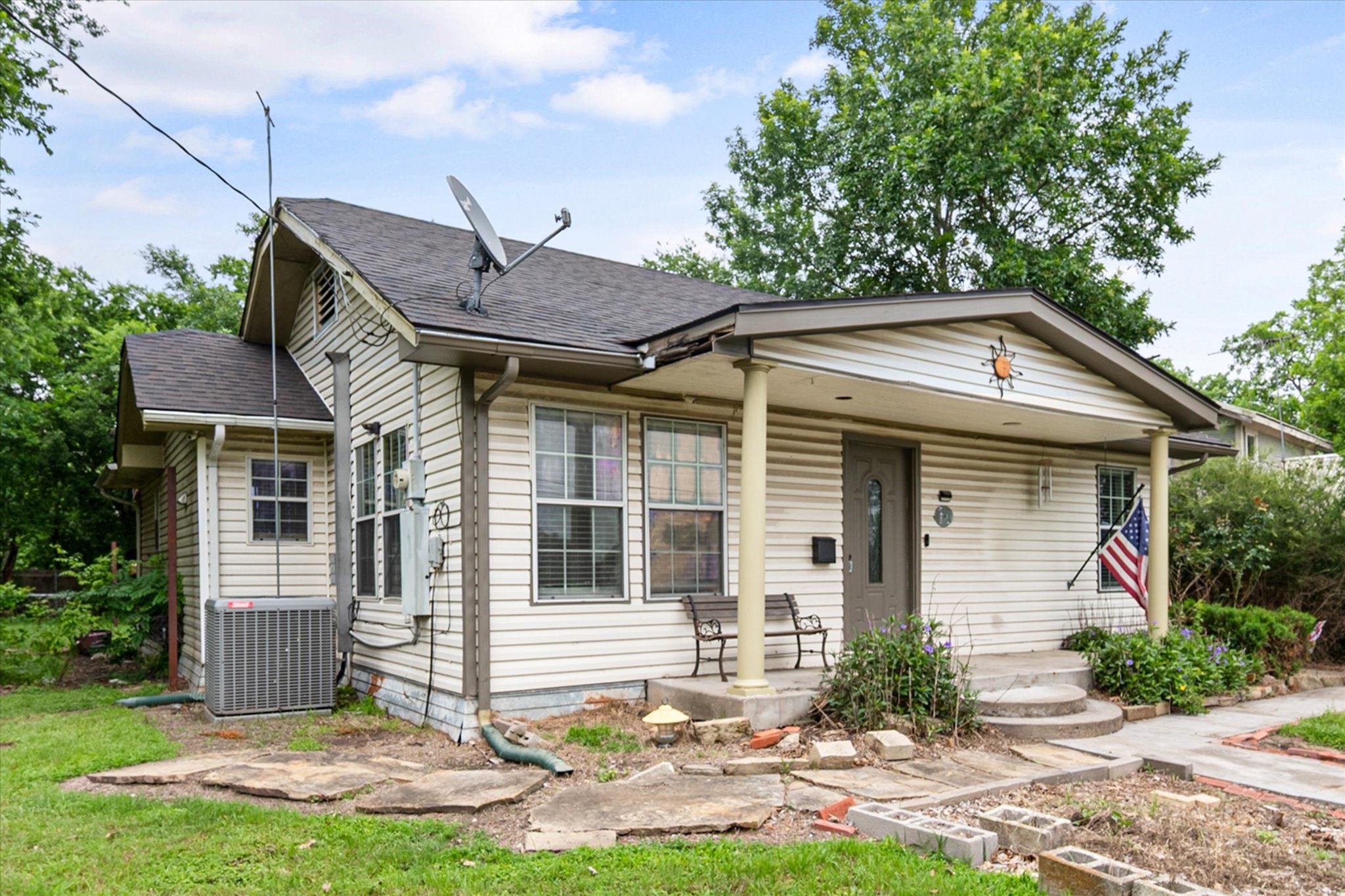 2001 N Beaton Street Corsicana TX 75110