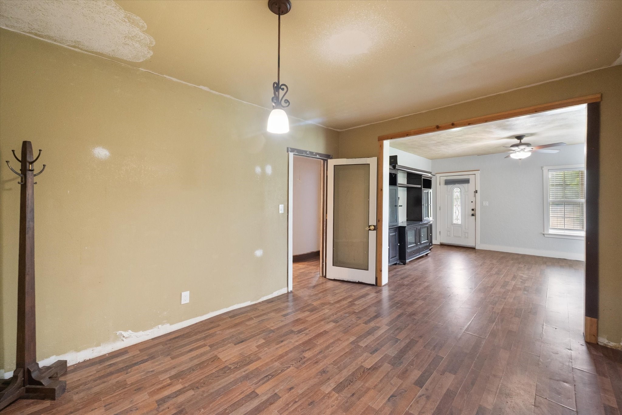 2001 N Beaton Street Corsicana TX 75110
