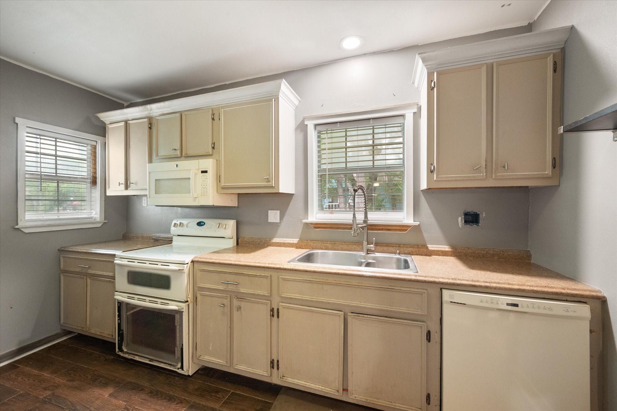 2001 N Beaton Street Corsicana TX 75110