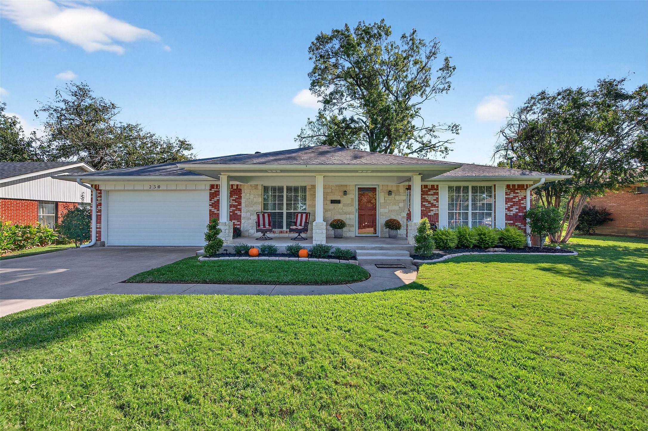 230 Center Street Whitesboro TX 76273