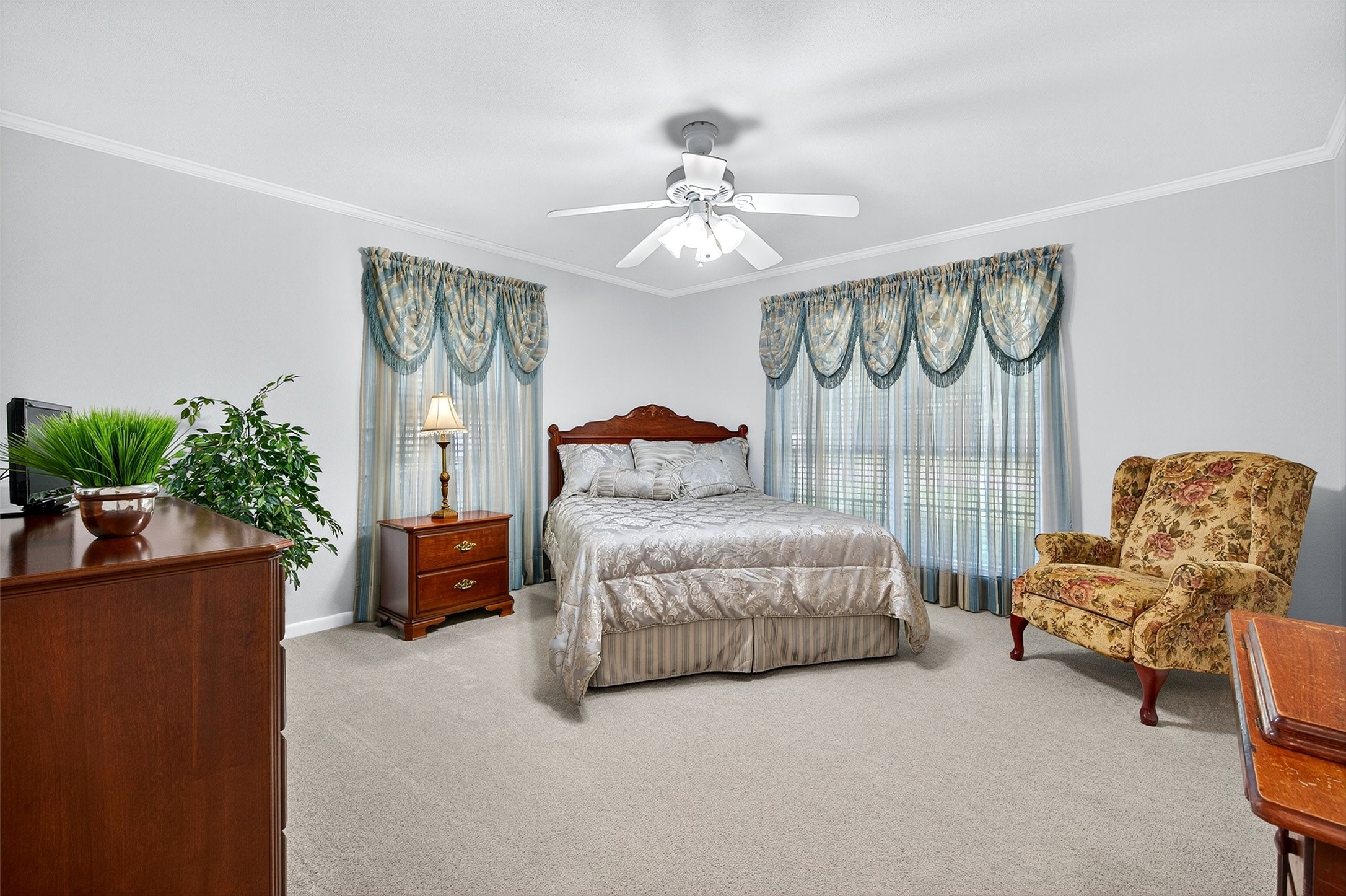 230 Center Street Whitesboro TX 76273