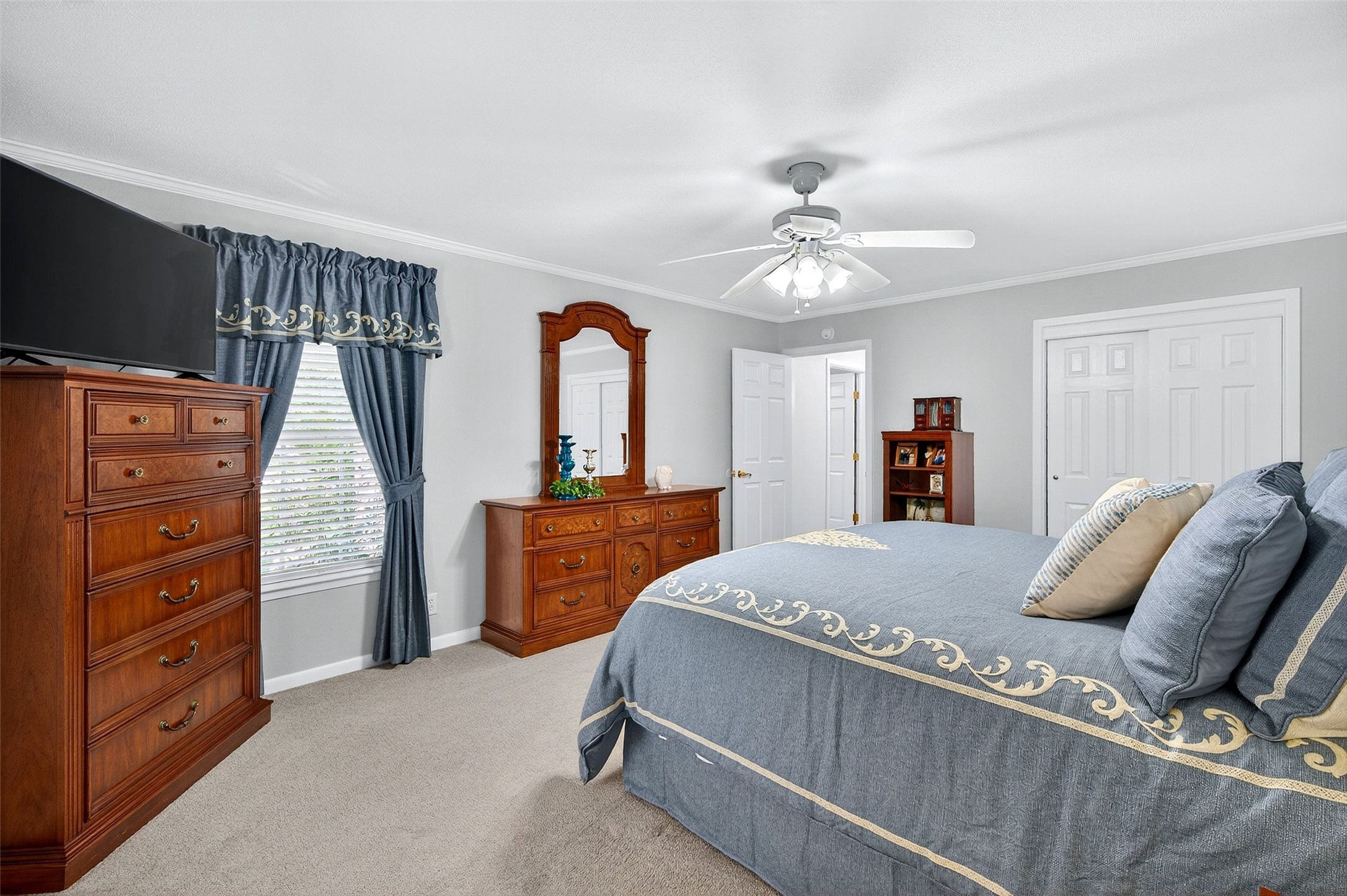 230 Center Street Whitesboro TX 76273