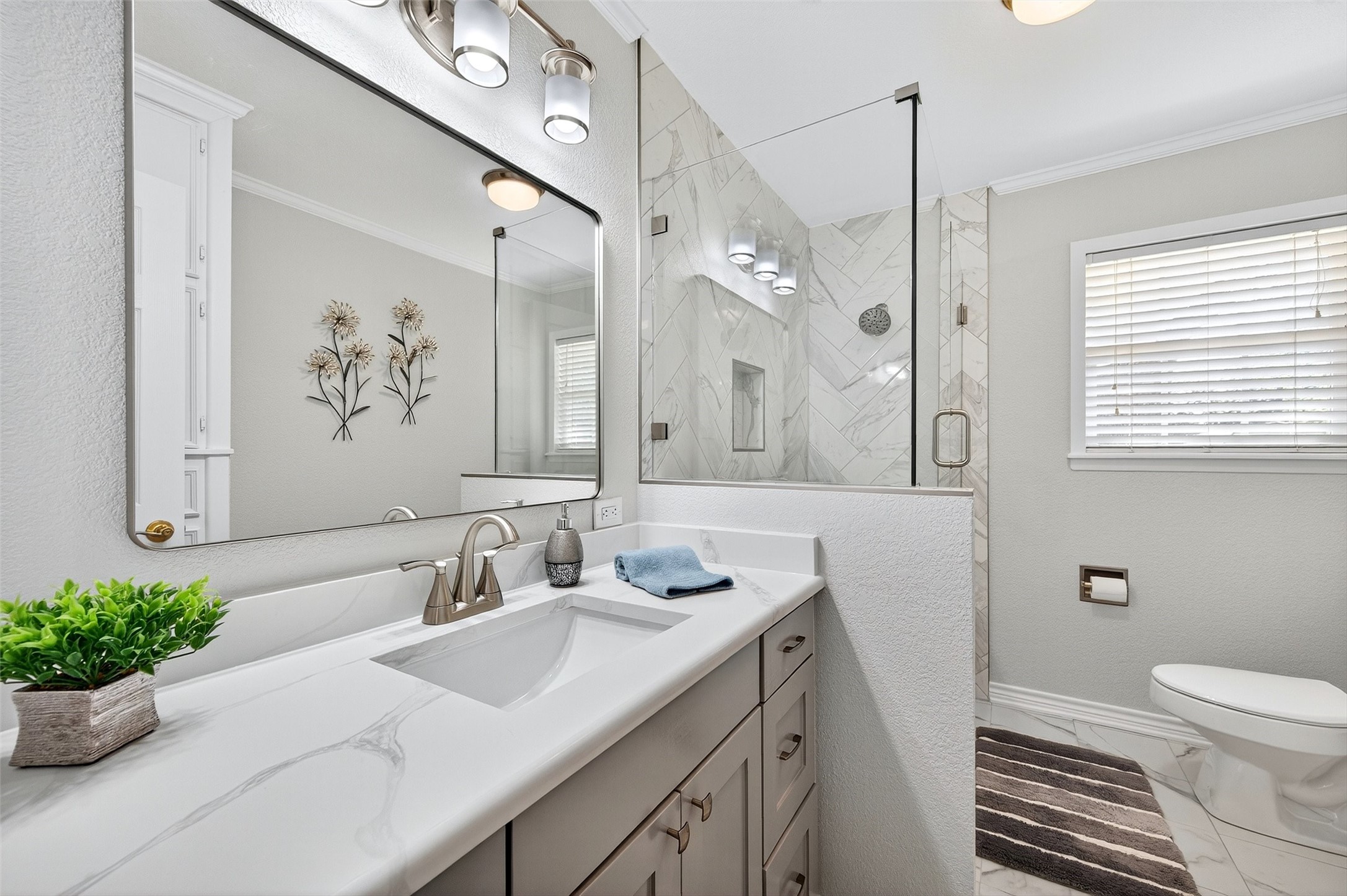 230 Center Street Whitesboro TX 76273