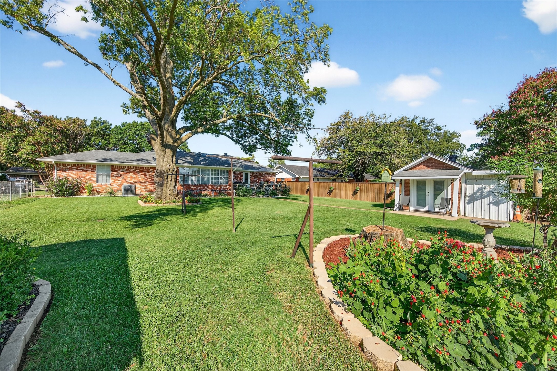 230 Center Street Whitesboro TX 76273