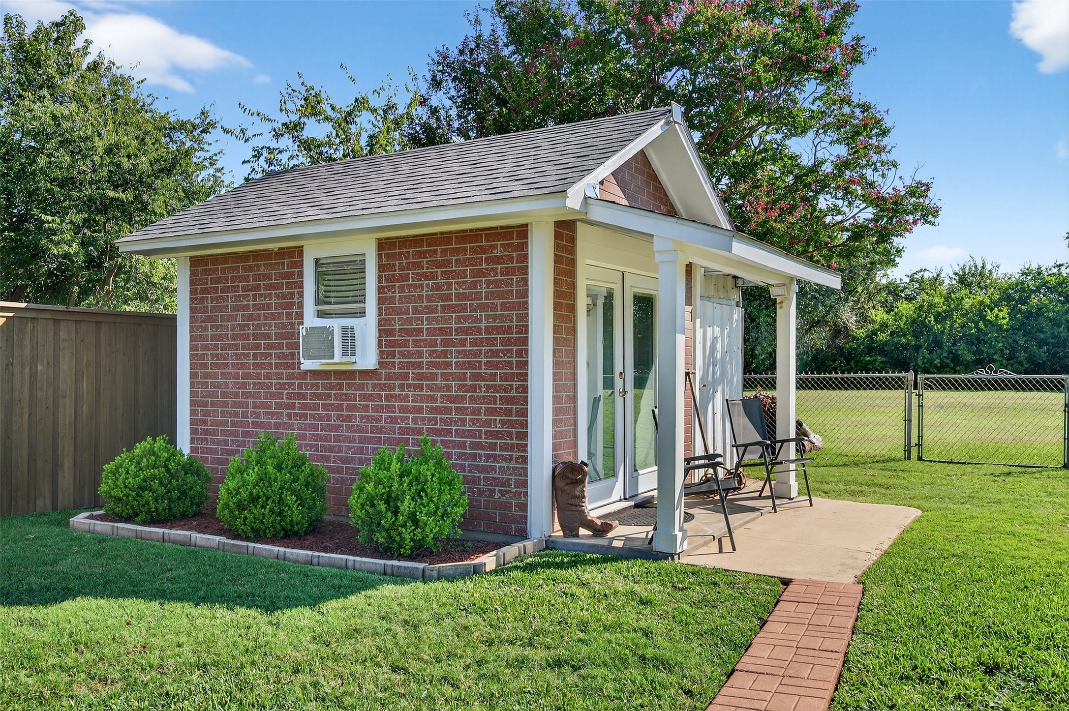 230 Center Street Whitesboro TX 76273