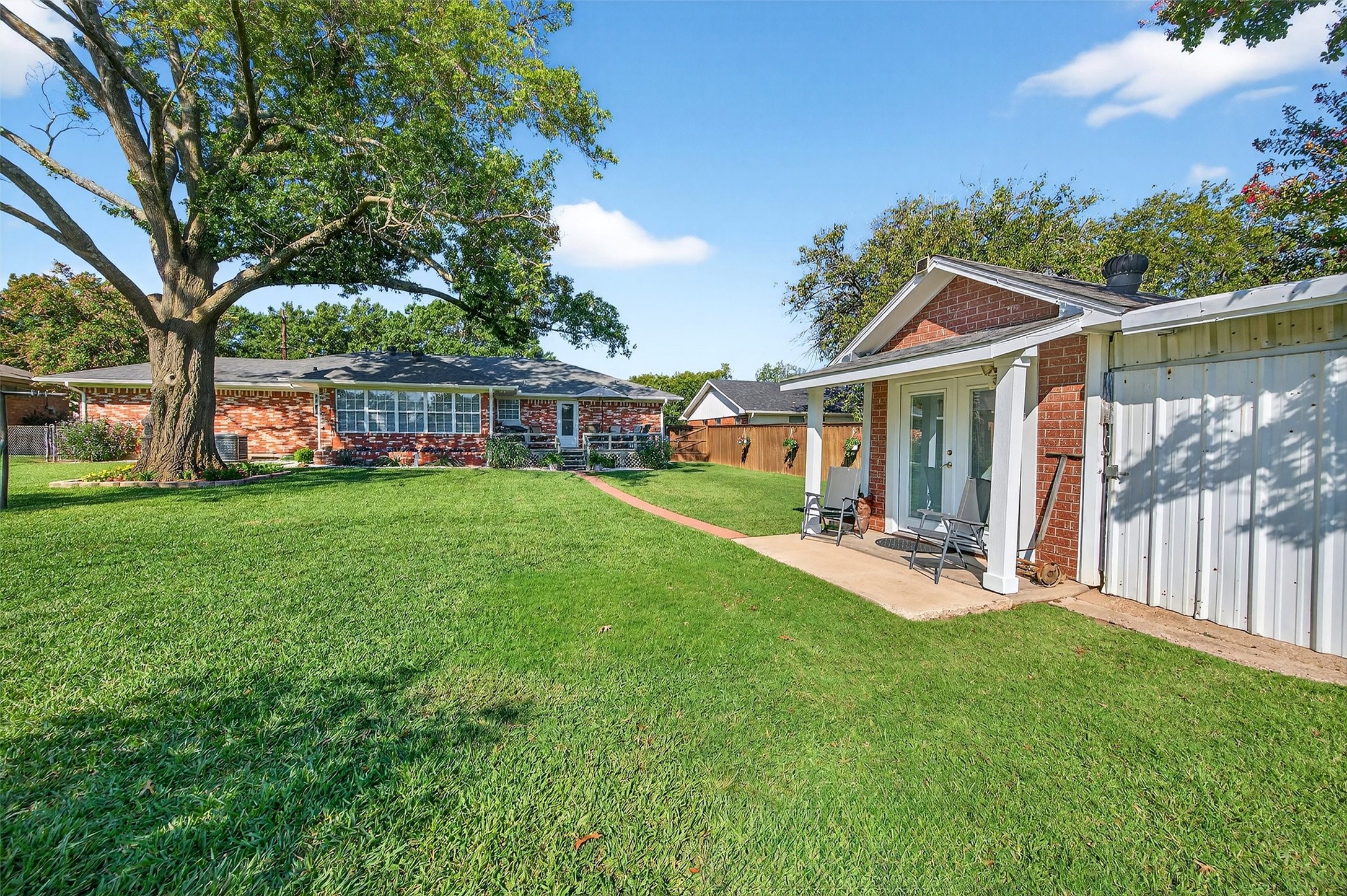 230 Center Street Whitesboro TX 76273