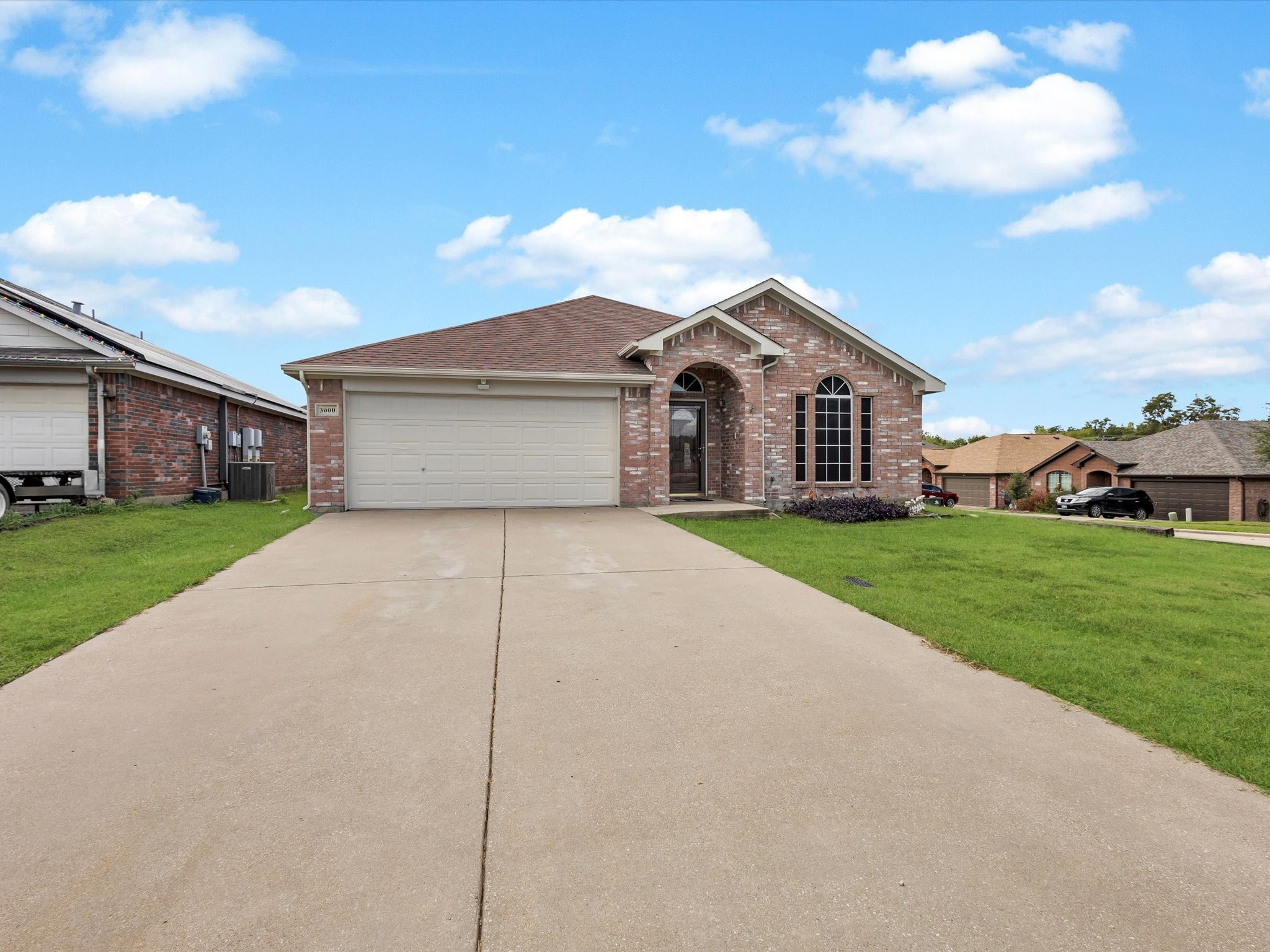 3000 Prairie Hill Lane Arlington TX 76010