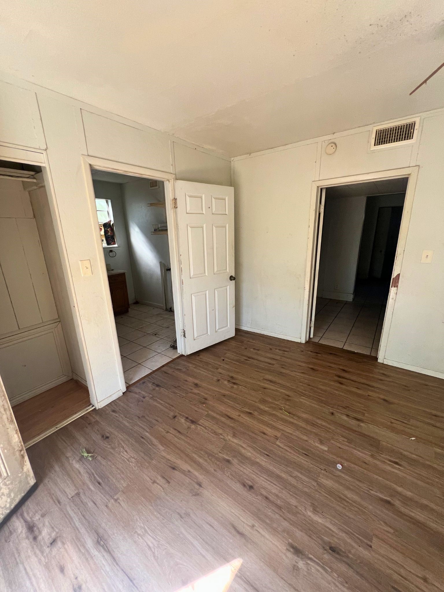 728 Ritchey Street Gainesville TX 76240